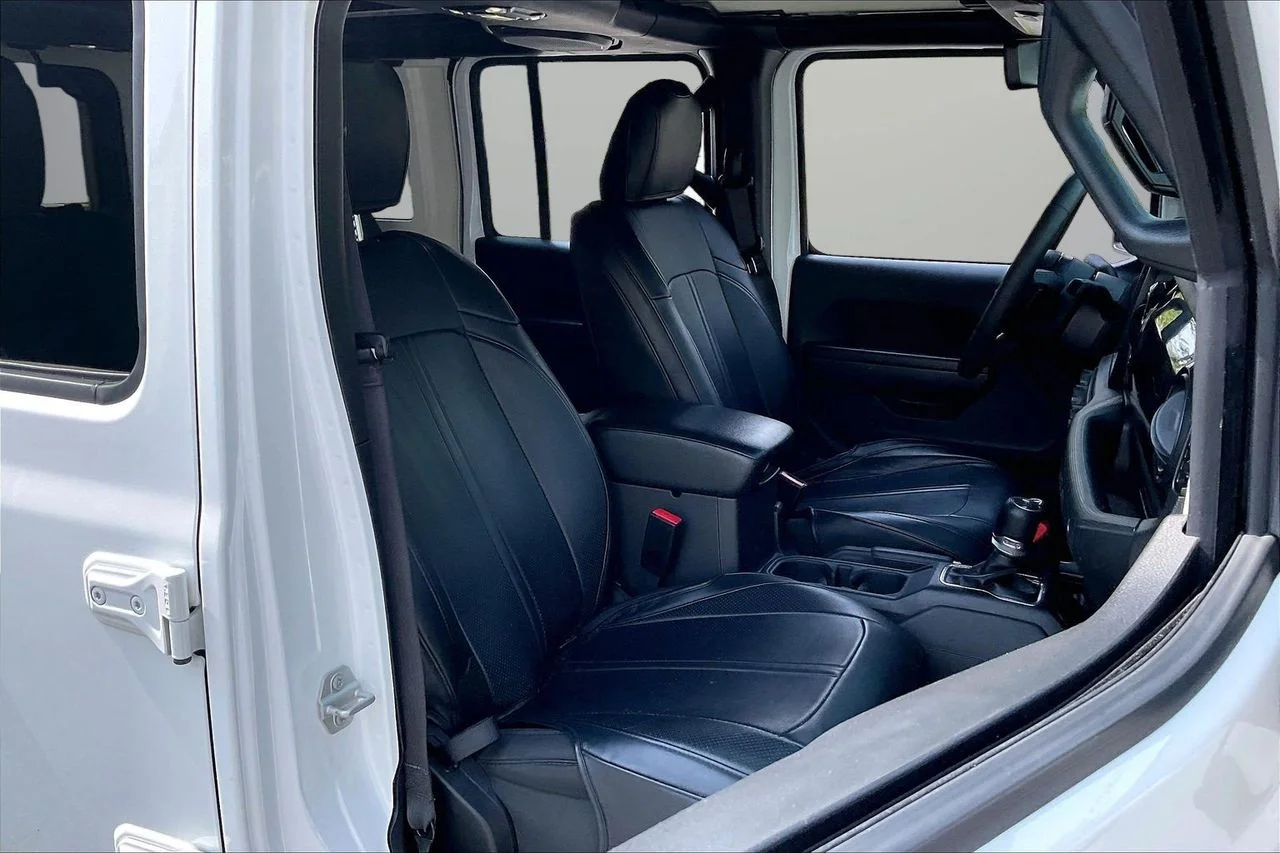Used 2023 White Jeep Sport image 23