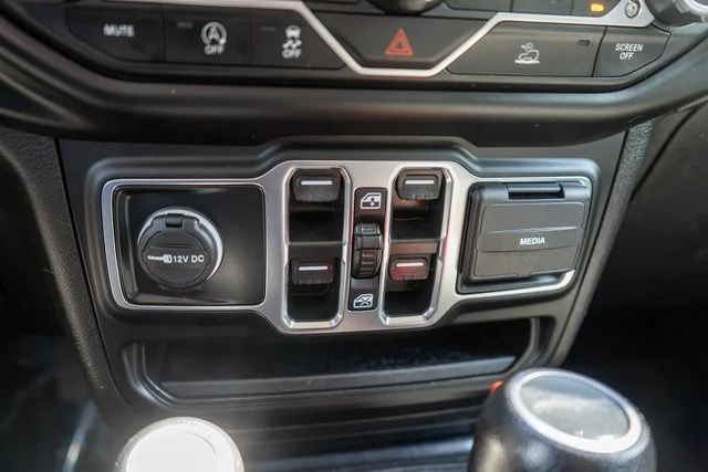 Used 2022 Beige Jeep Sport image 28