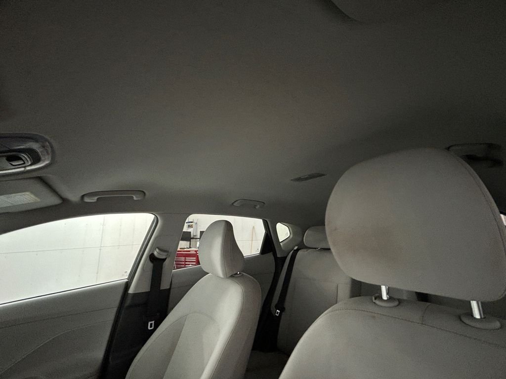 Used 2024 Black Hyundai SEL image 25