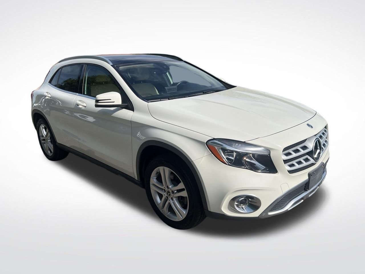 Used 2018  Mercedes-Benz GLA 250 image 9