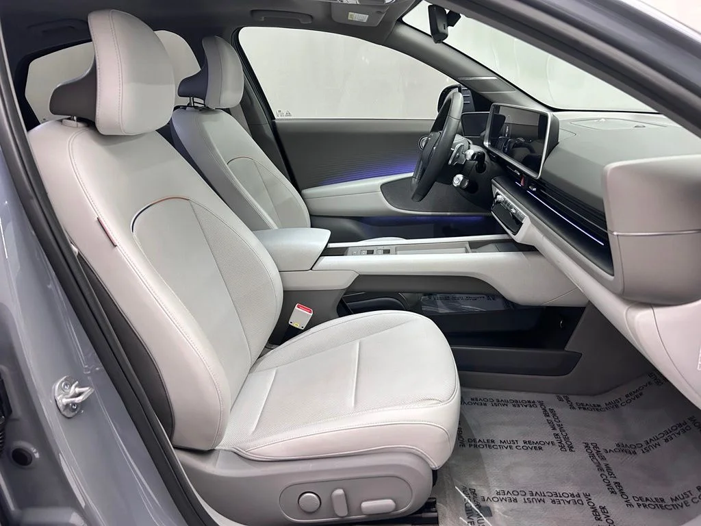 Used 2024 Blue Hyundai Limited image 17