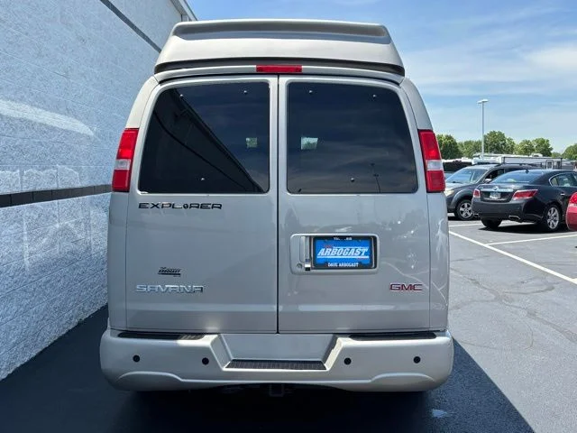 Used 2022 Quicksilver Metallic GMC Explorer Limited SE image 9