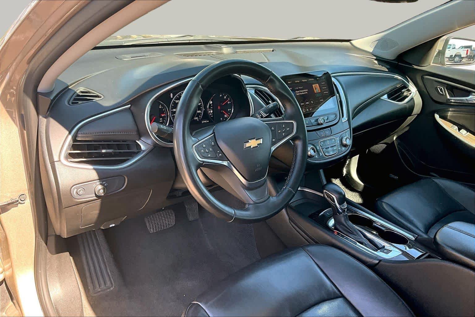 Used 2024 Mineral Gray Metallic Chevrolet LT image 18