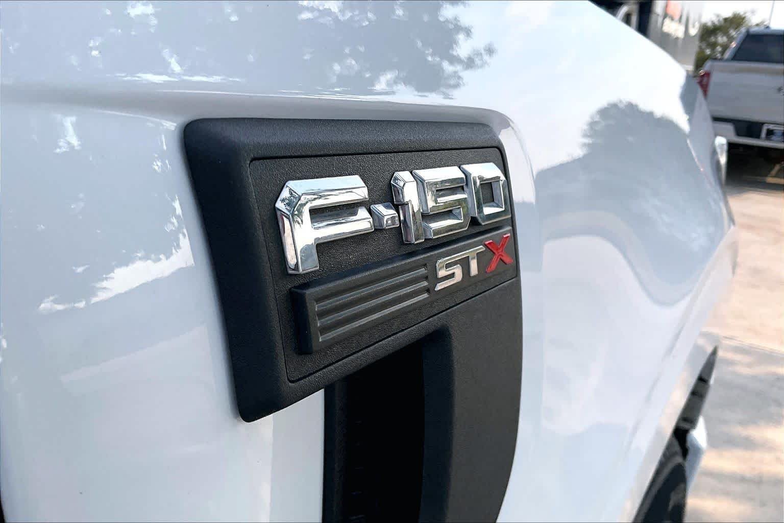 Certified Used 2022 Oxford White Ford XL image 10