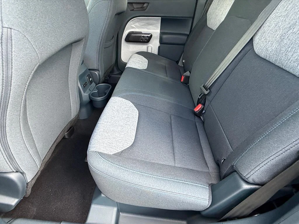 Used 2026 Gray Ford XLT image 6