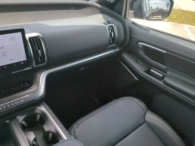 New 2026 Dark Matter Gray Metallic Ford MAX Platinum® image 17