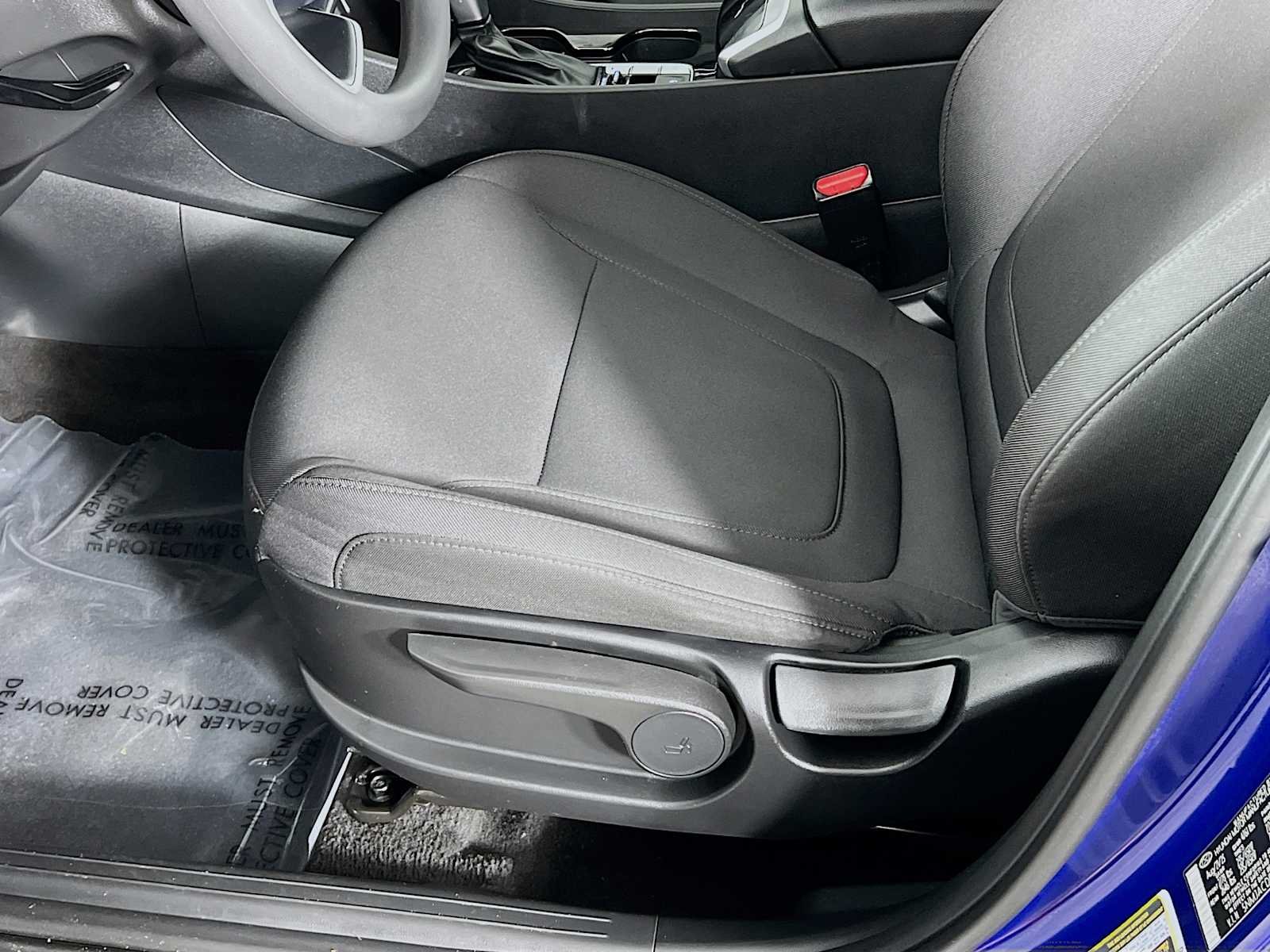 Used 2024 Intense Blue Hyundai SE image 19