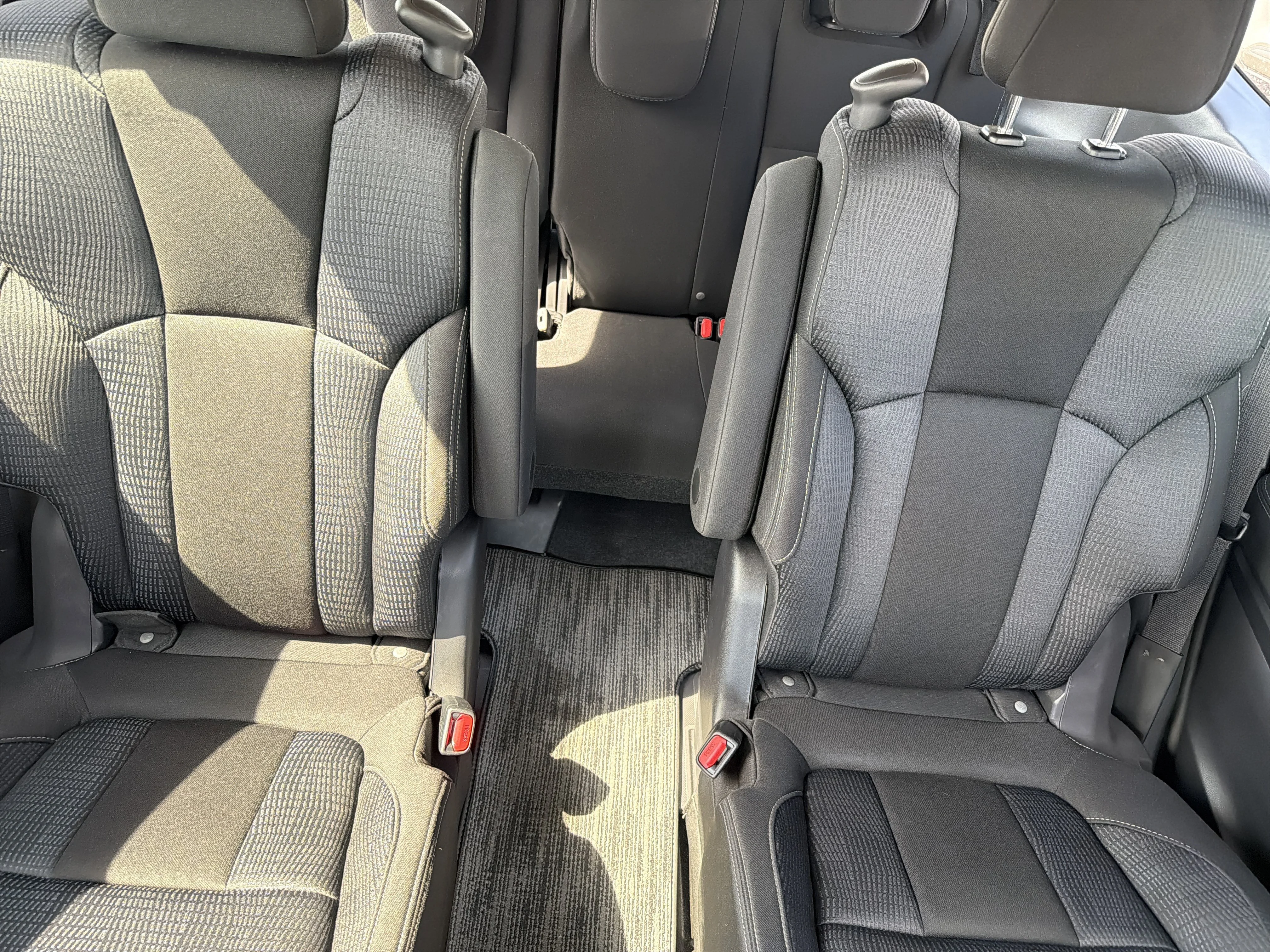 Certified Used 2025 Crystal White Pearl Subaru Premium image 13