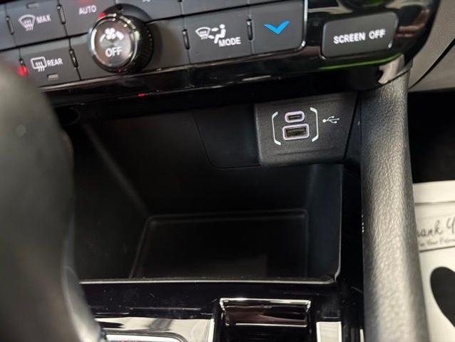 Used 2025 Red Jeep  image 19