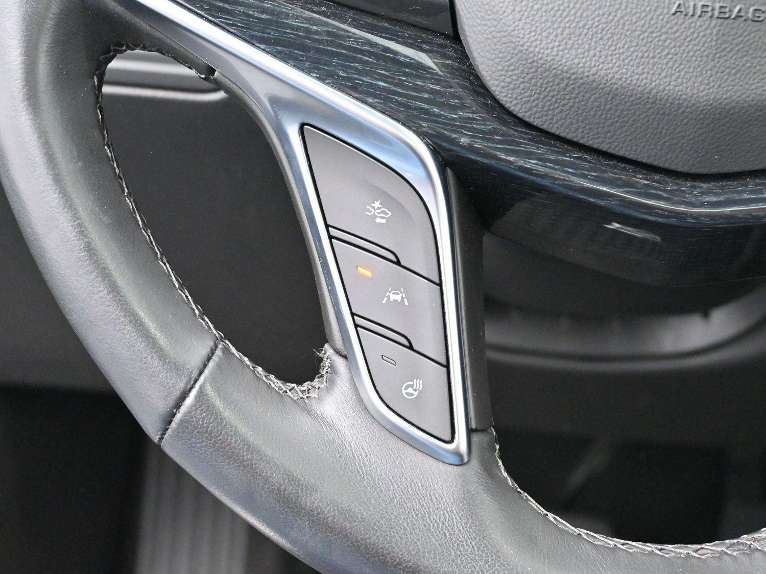 Used 2025 Stellar Black Metallic Cadillac Premium Luxury image 18