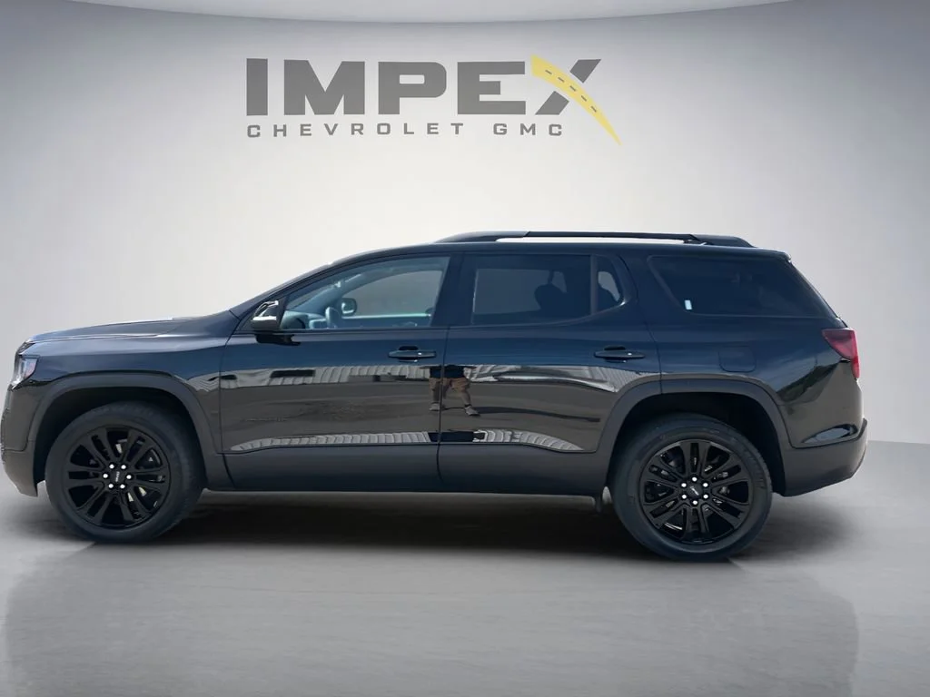 Used 2023 Ebony Twilight Metallic GMC SLE image 2