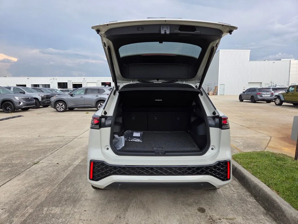 New 2026 Beige Volkswagen 2.0T SEL R-Line image 27