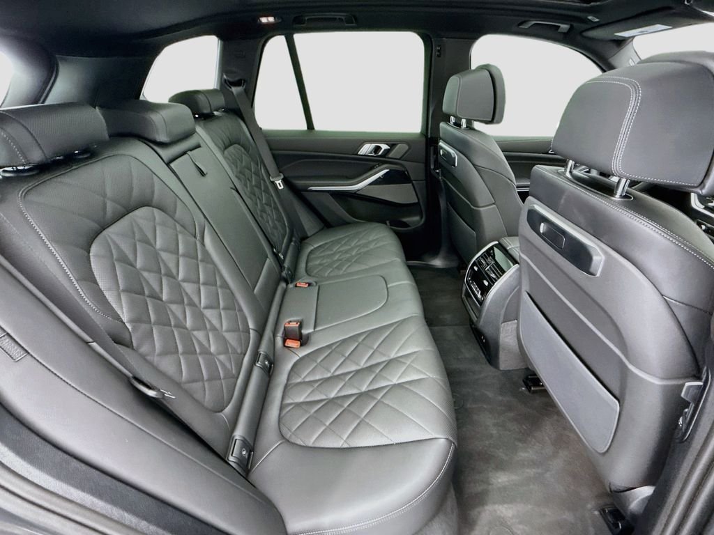 New 2026 Gray Metallic BMW xDrive40i image 21
