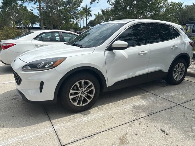 2020 Ford Escape SE FWD's photo