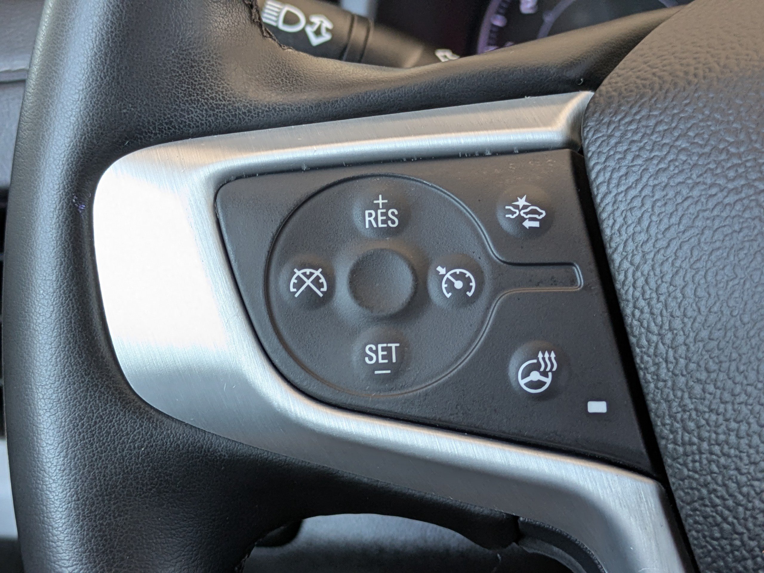 2023 GMC Terrain SLT - Photo 24