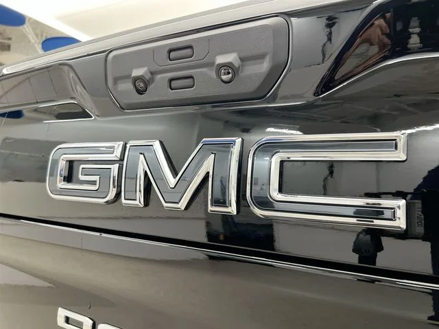 Used 2026 Black GMC Denali Ultimate image 42