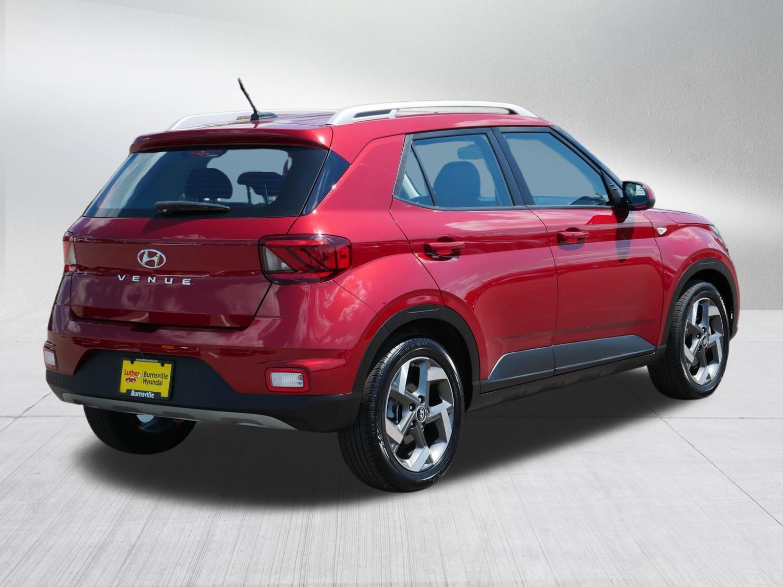 2024 Hyundai Venue SEL - Photo 7