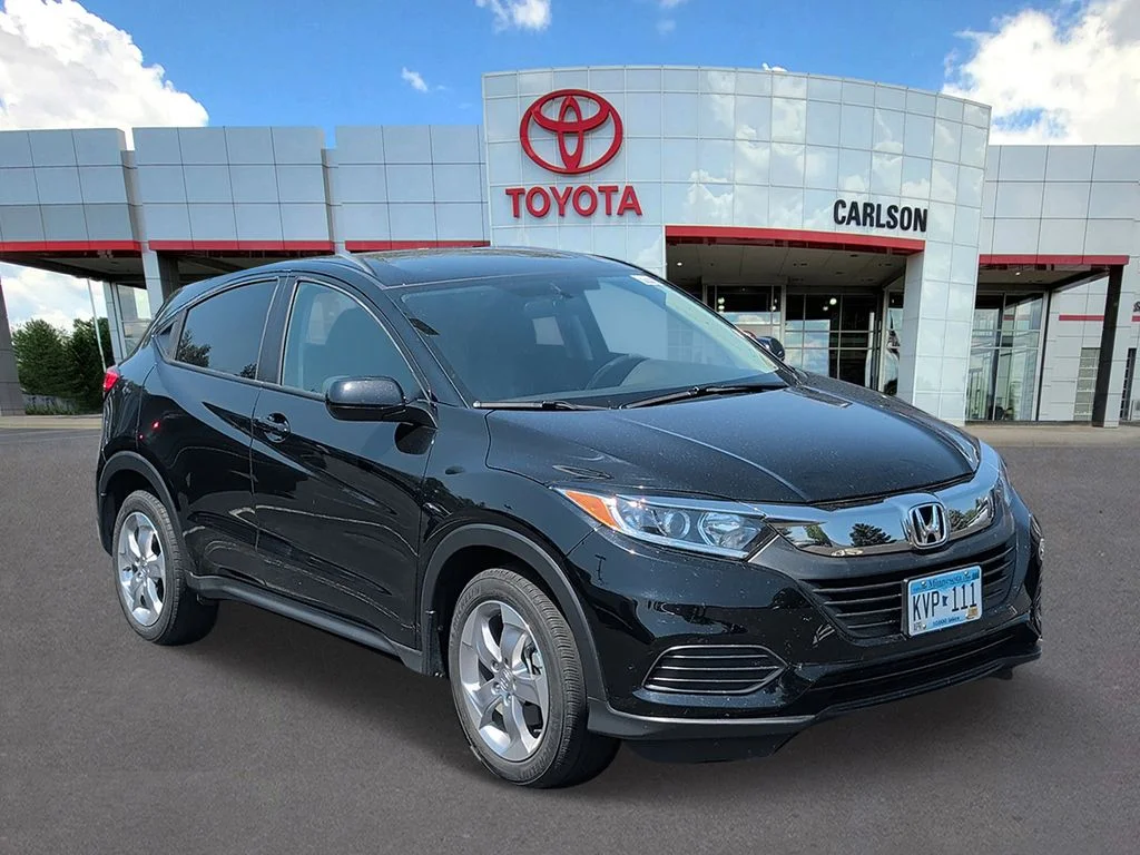 Used 2021 Honda HR-V LX with VIN 3CZRU6H35MM711848 for sale in Minneapolis, Minnesota