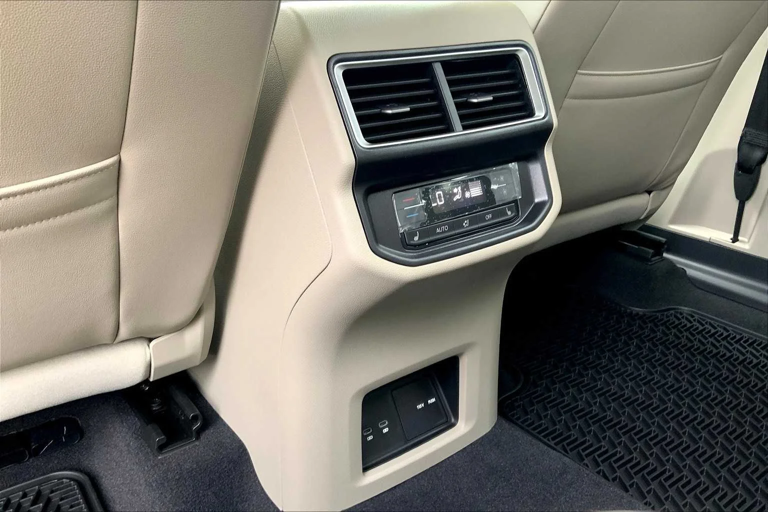2026 Volkswagen Atlas SEL Premium R-Line - Photo 20