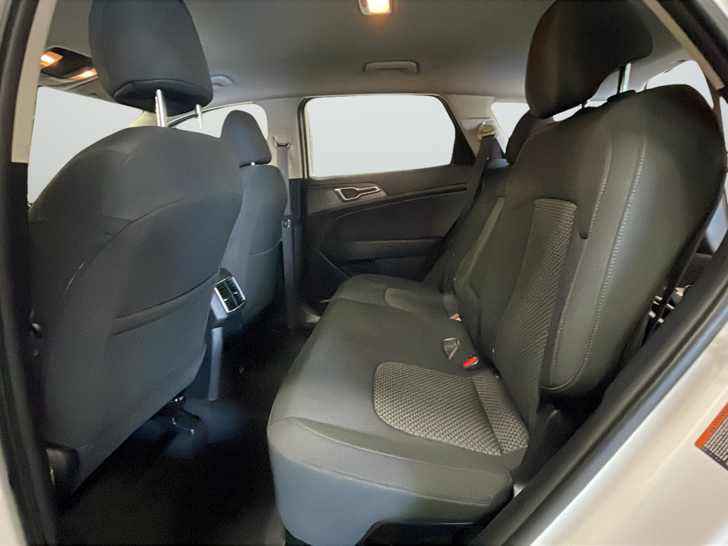 Used 2023 White Kia LX image 27