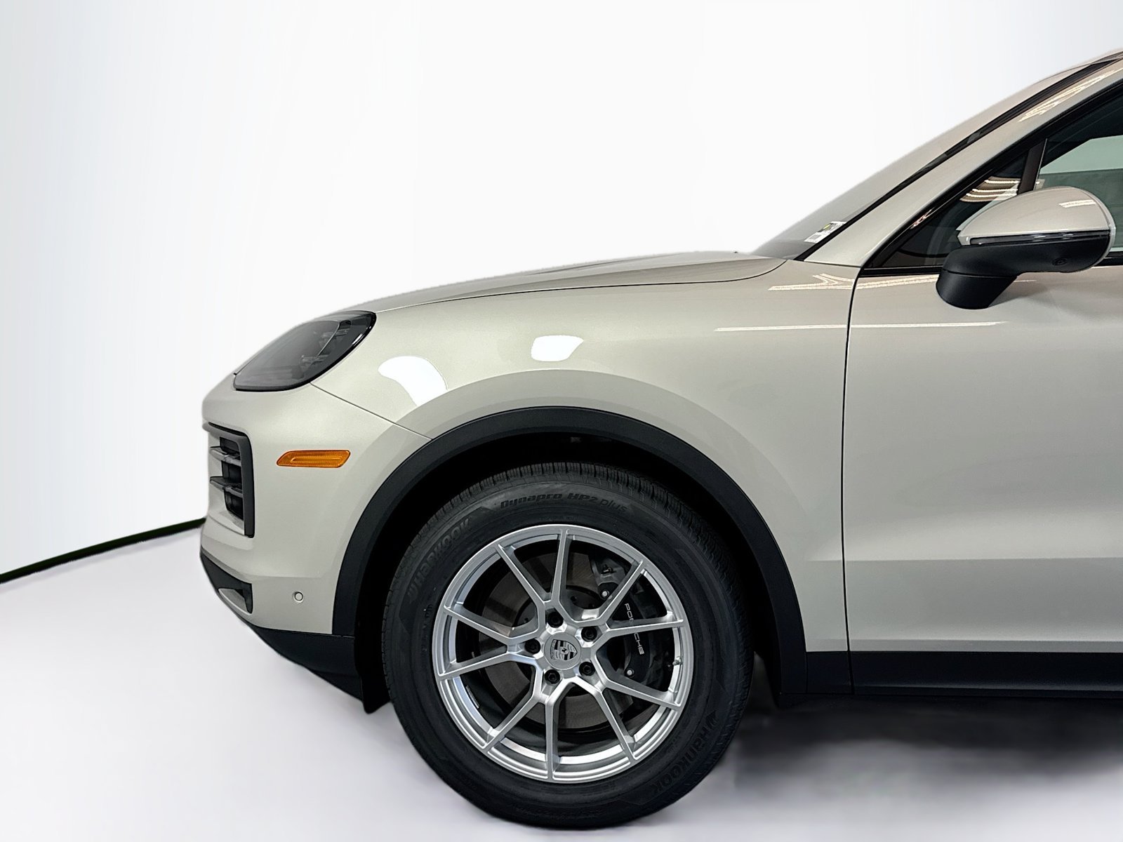 Used 2026 Chasmere Beige Porsche  image 28