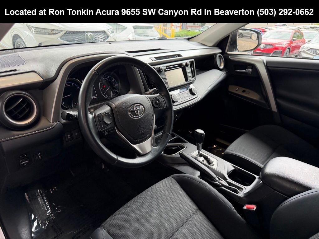 Used 2016 Silver Sky Metallic Toyota XLE image 17