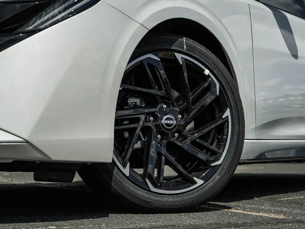 New 2026 Aspen White Pearl Nissan SR image 6