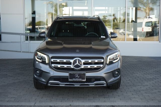 Used 2022 Gray Mercedes-Benz GLB 250 image 3