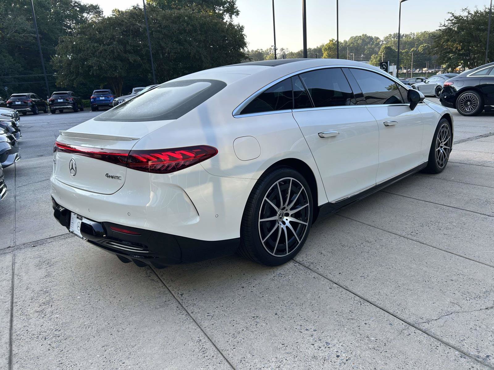 Certified Used 2023 MANUFAKTUR Diamond White Mercedes-Benz EQS 450 4MATIC® Sedan image 6