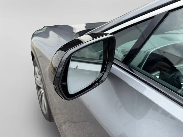 Used 2023 Gray Cadillac Luxury image 10
