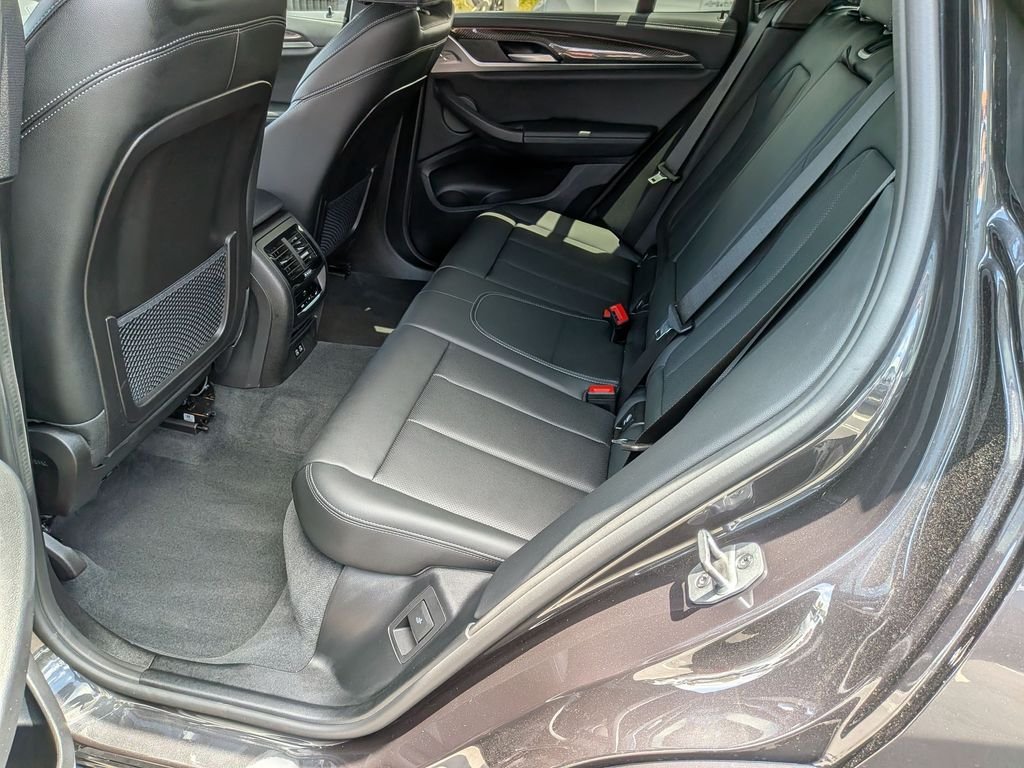 Used 2024 Gray BMW M40i image 32