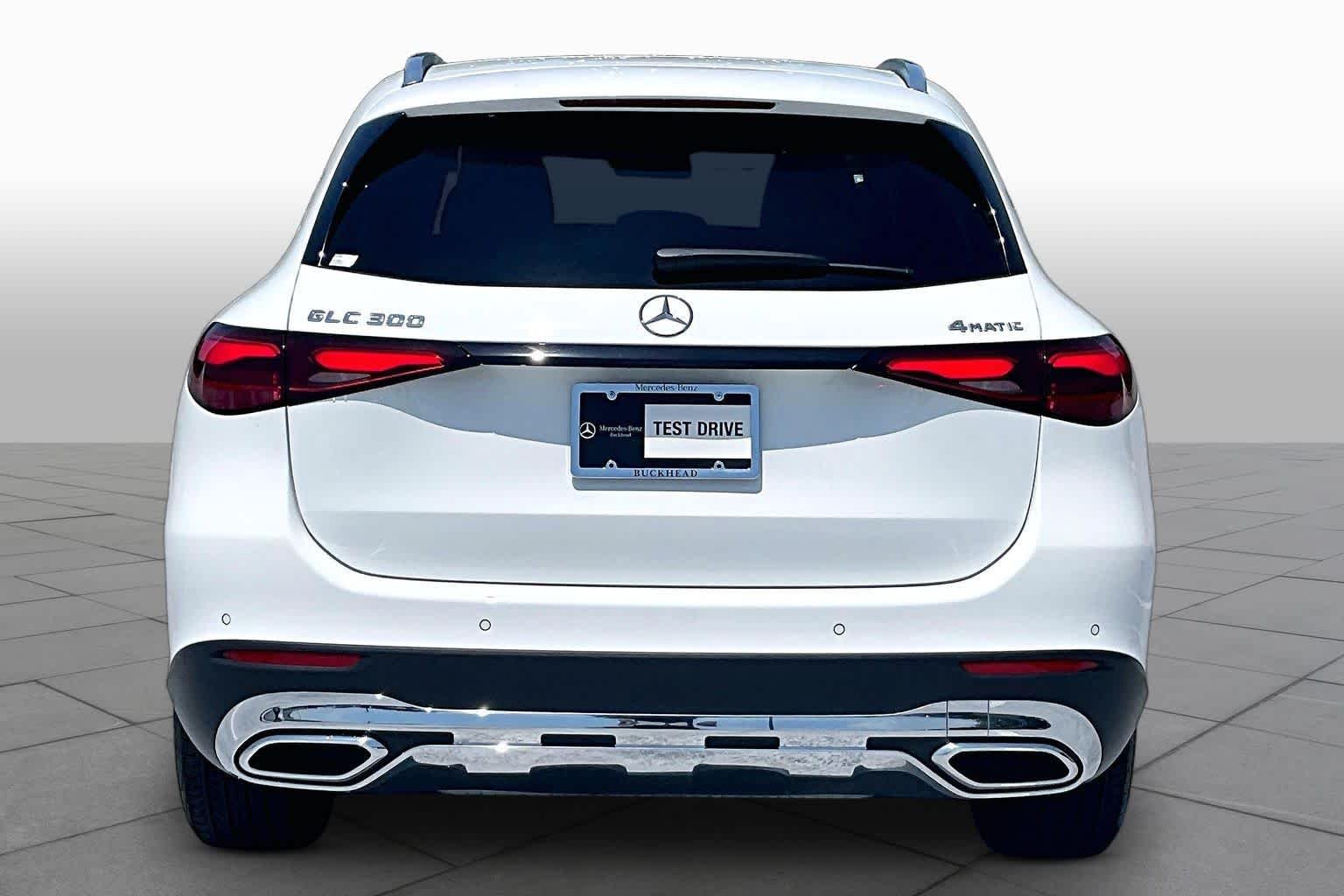 Used 2025 Polar White Mercedes-Benz GLC 300 image 9