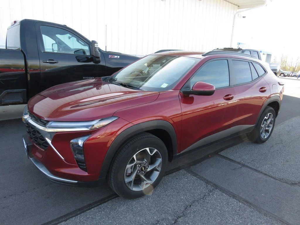 Used 2024 Crimson Chevrolet LT image 11