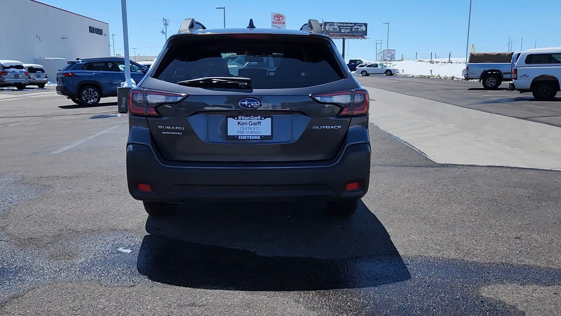 Used 2025 Magnetite Gray Metallic Subaru Premium image 3