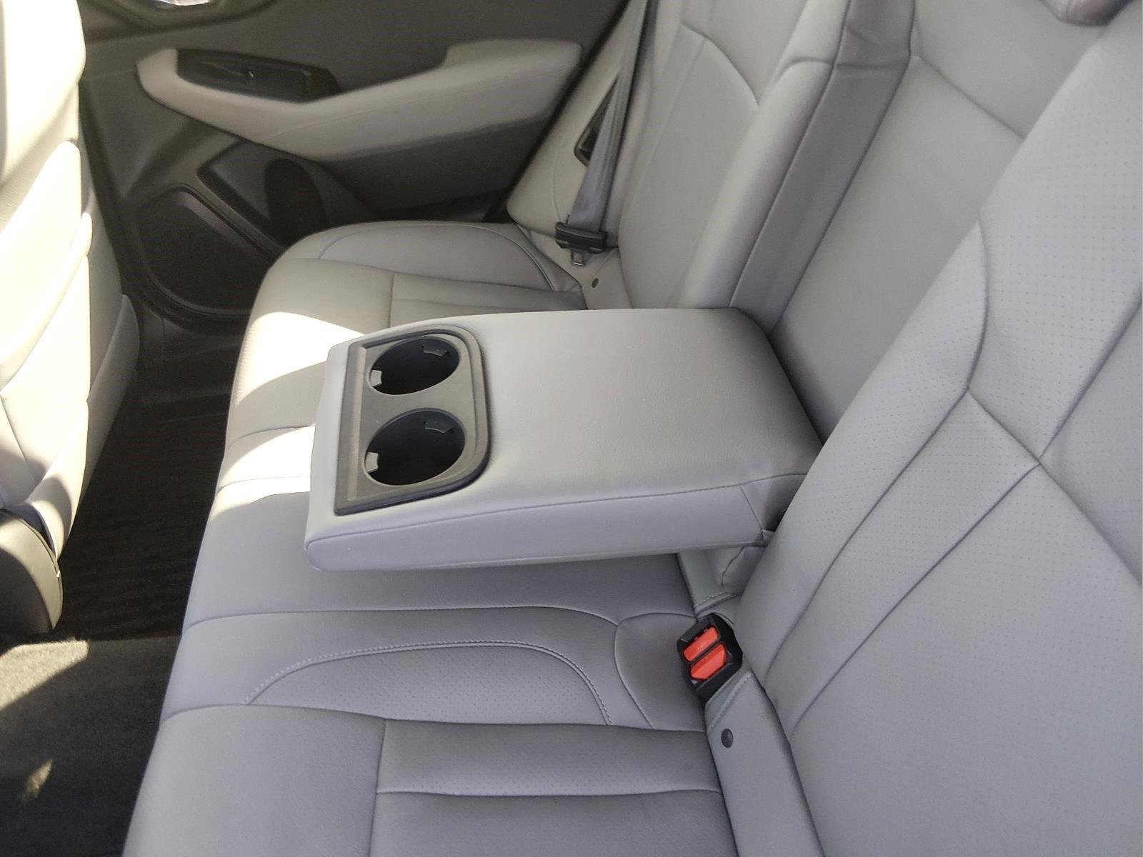 Used 2021 Ice Silver Metallic Subaru Premium image 20