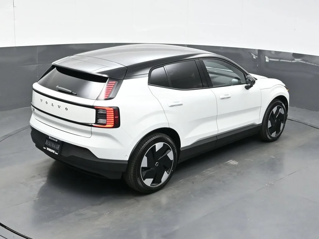New 2026 Crystal White Volvo Twin Motor Performance Ultra image 47