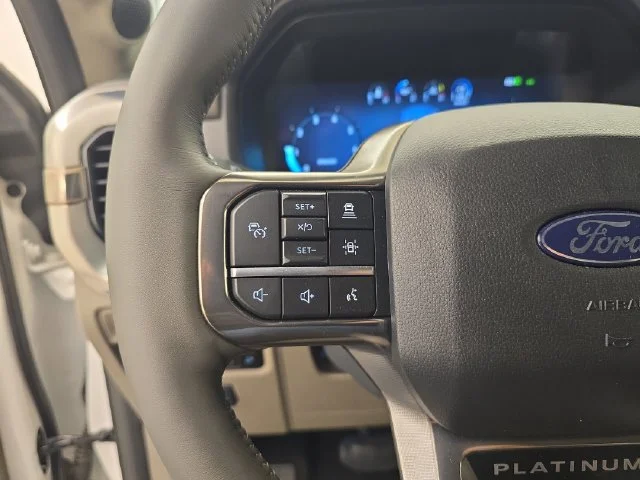 New 2026 Star White Metallic Tri-Coat Ford Platinum® image 41
