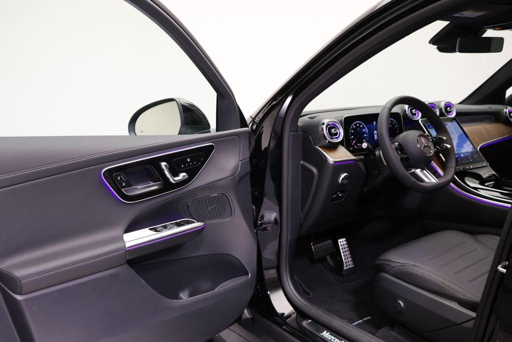 New 2027  Mercedes-Benz GLC 300 image 34