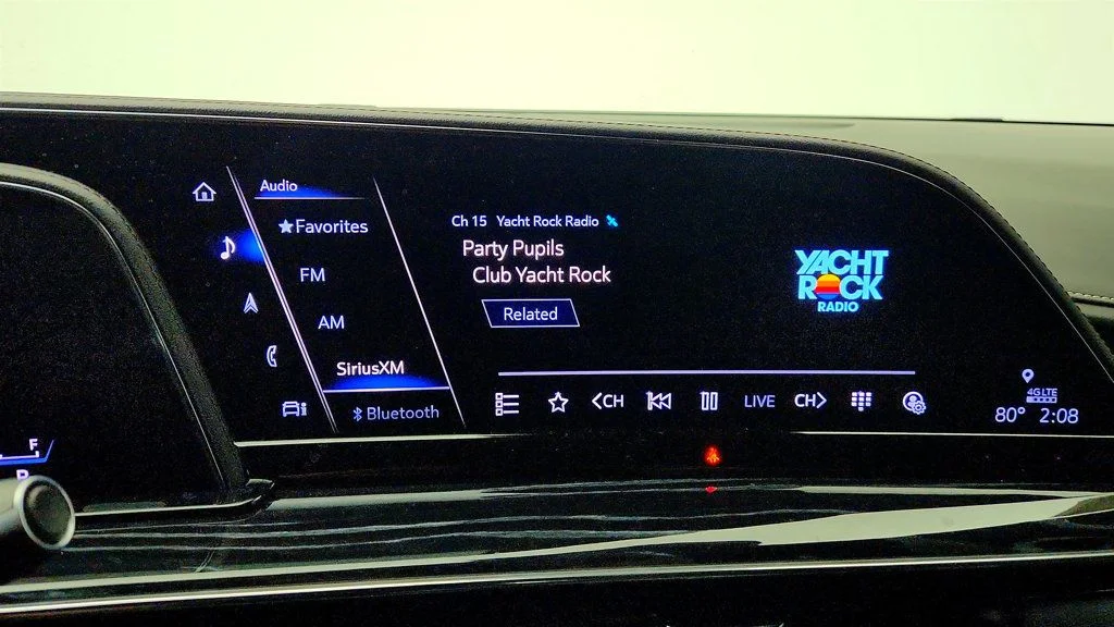Used 2022 Black Raven Cadillac 4WD 4dr Sport w/ AKG Audio, Touring & Onyx Pkgs image 18