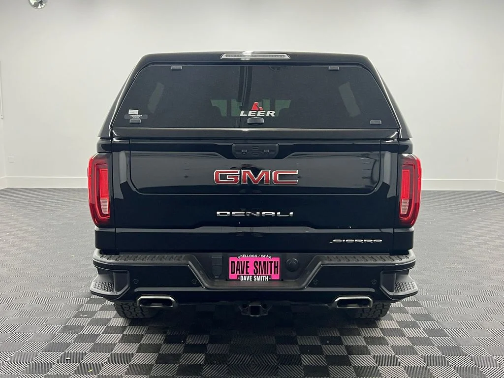 Used 2023 Onyx Black GMC Denali image 10