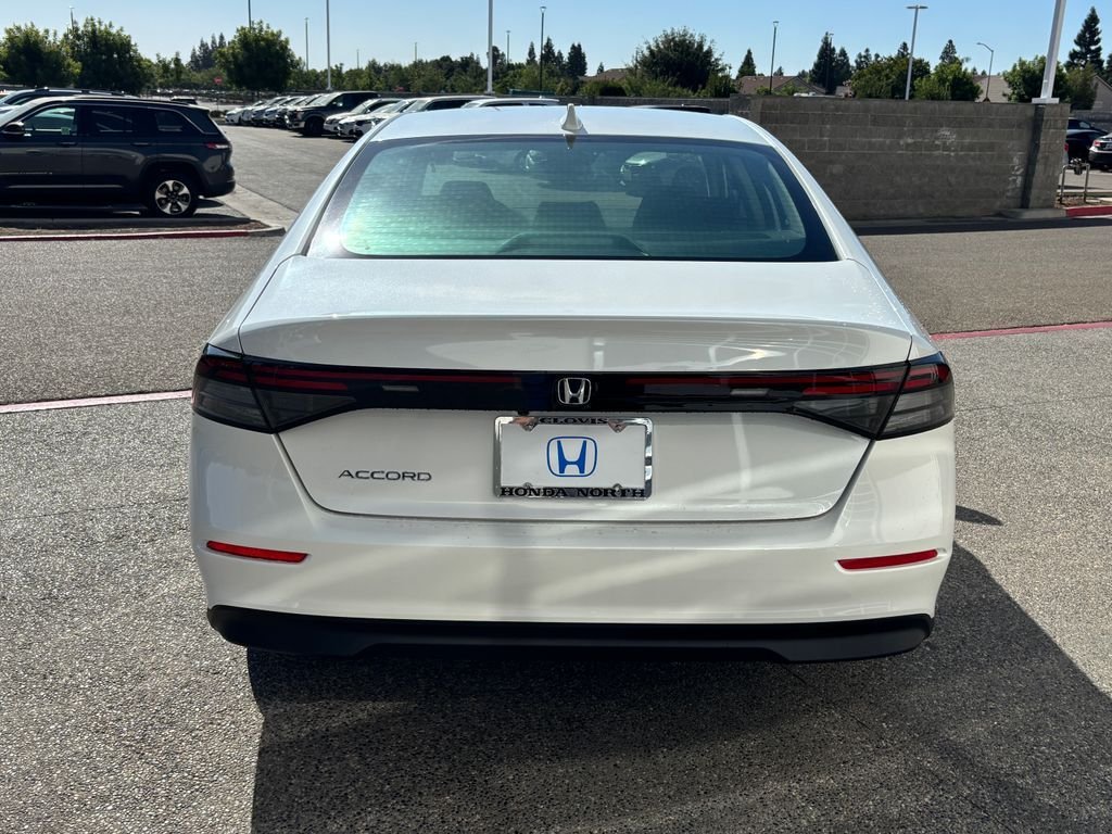 New 2026 Platinum White Pearl Honda LX image 6