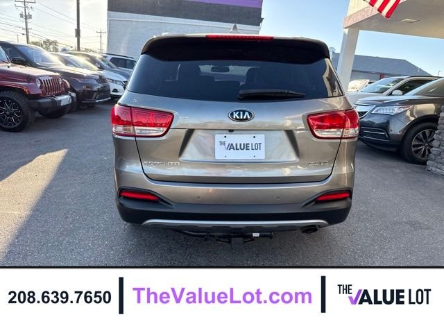 Used 2018 Silver Kia EX image 5
