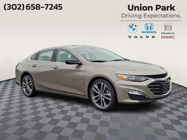Used 2024 Mineral Gray Metallic Chevrolet LT image 3
