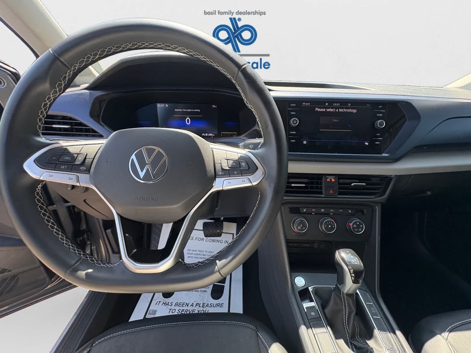 Used 2022 Platinum Gray Metallic Volkswagen SE image 15