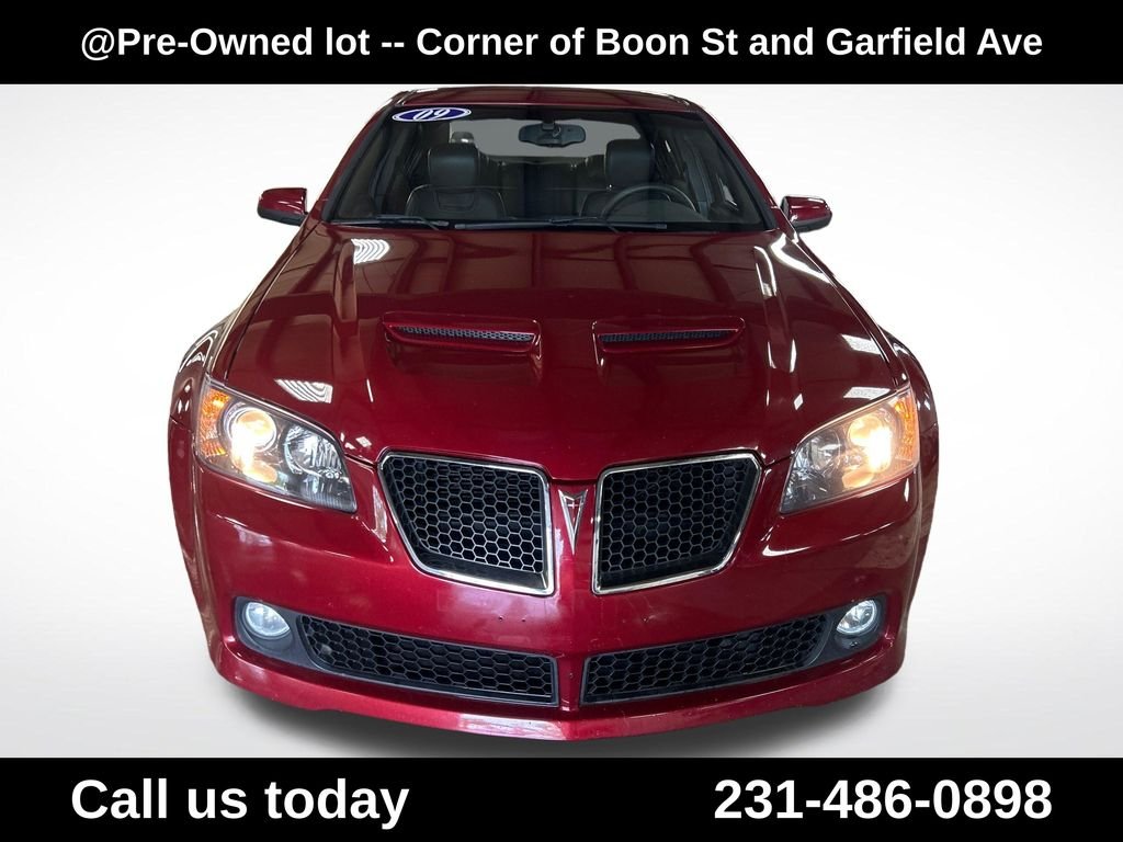 Used 2009 Red Pontiac Base image 8