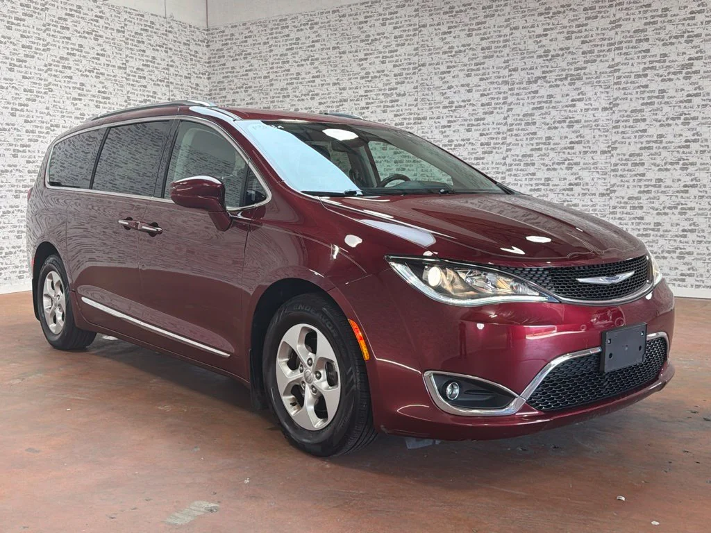 Used 2017 Velvet Red Pearlcoat Chrysler Touring L Plus image 1