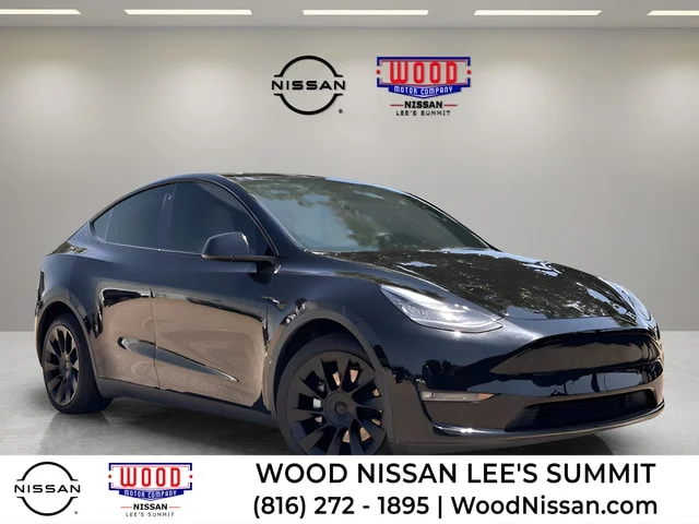 Used 2022  Tesla Long Range image 1