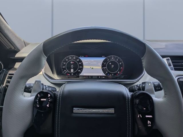 Used 2020 Madagascar Orange Metallic Land Rover SVR image 32