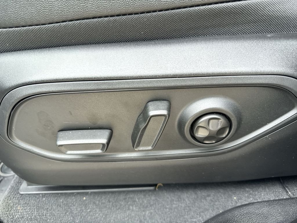 New 2024 Silver Zynith Jeep Trailhawk 4xe image 18