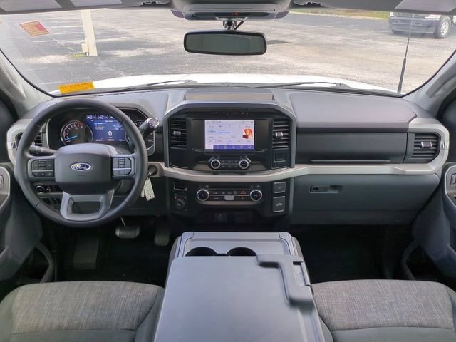 Used 2023 Oxford White Ford XLT image 16